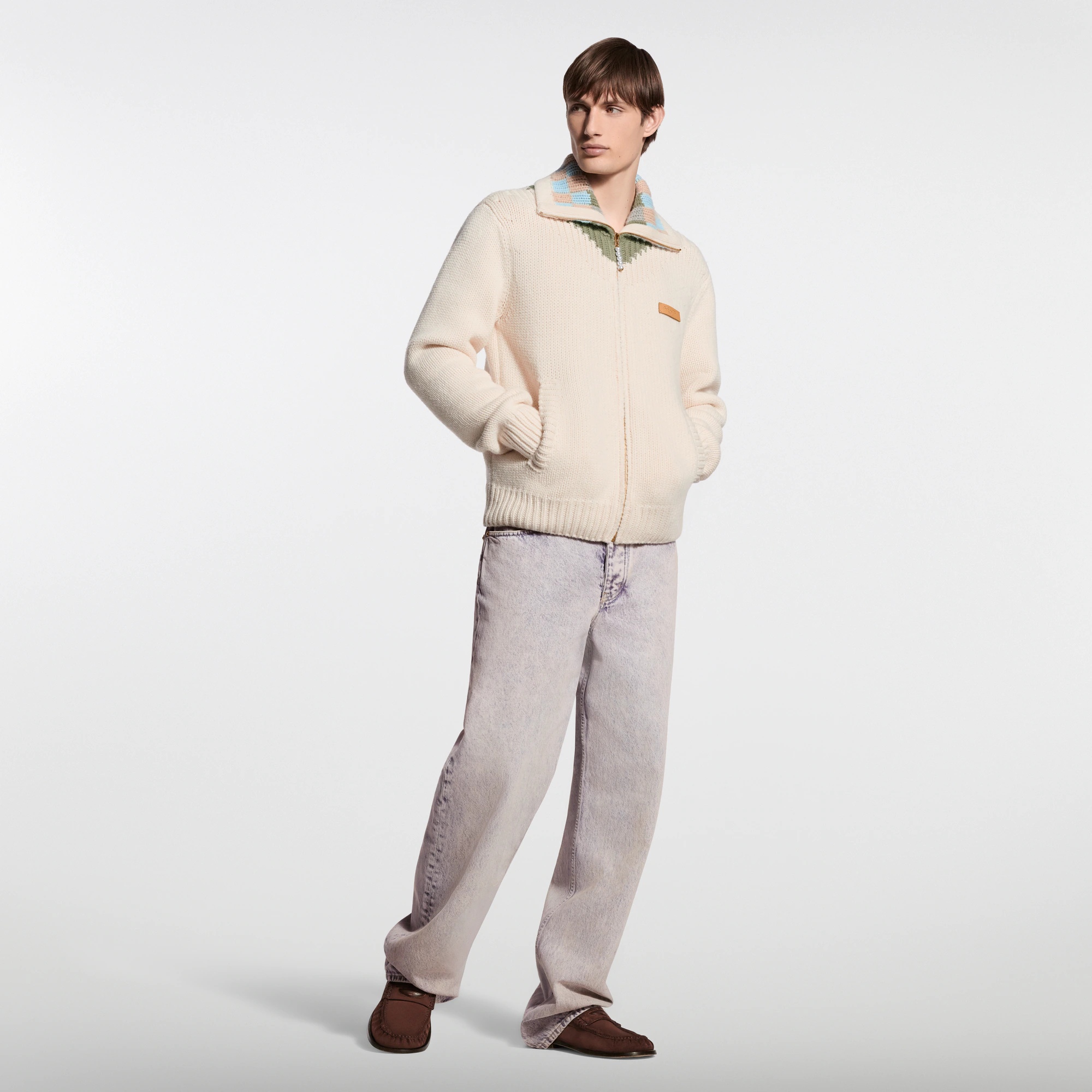 01_faded_denim_skate_pants_violet_worn.jpg