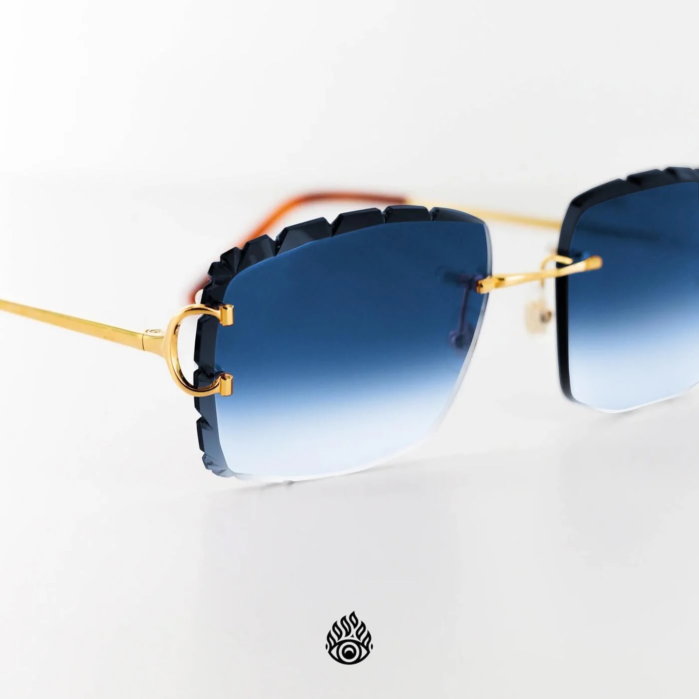 01_Cartier_Big_C_Diamond_Cut_Blue.jpg