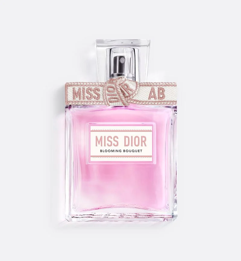 customizable_miss_dior_blooming_bouquet_front.webp