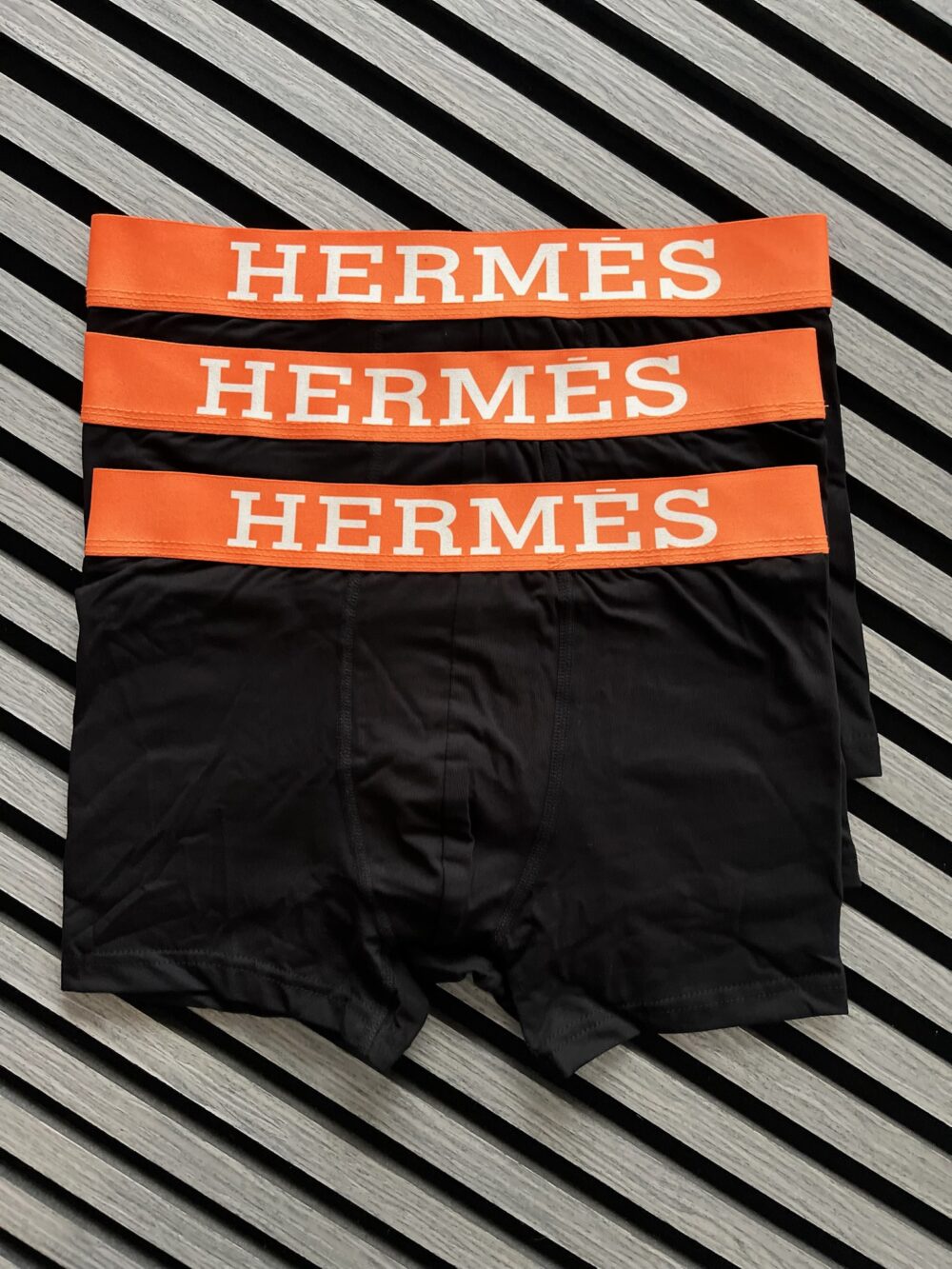 01_hermes_boxeri_chroma_flat_stack_1000x1333.jpeg