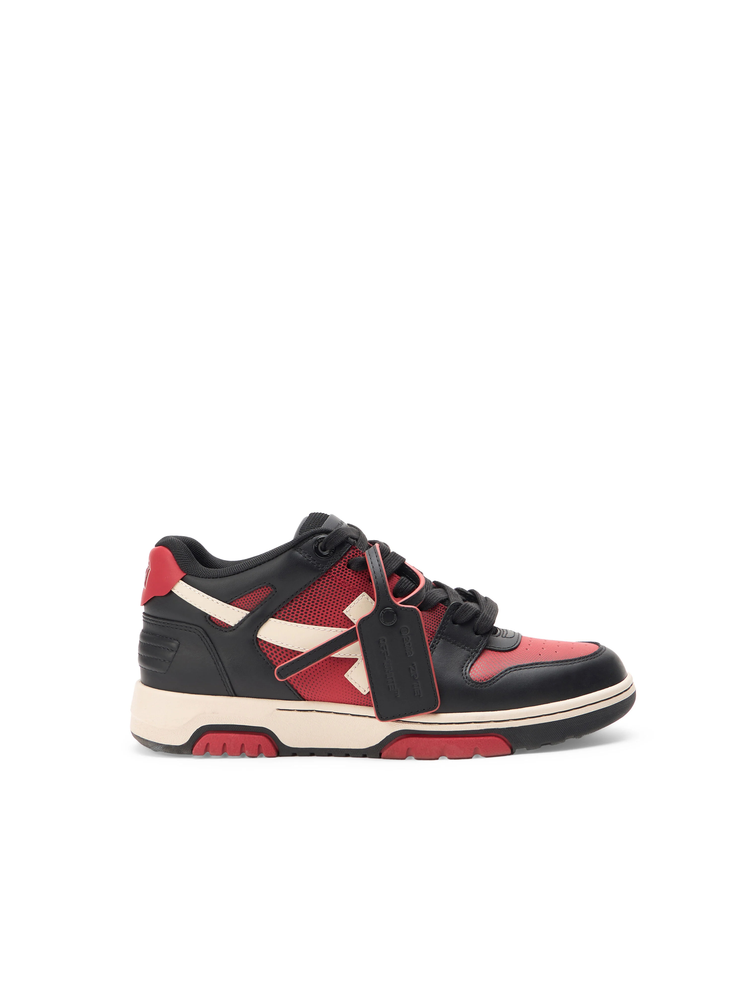 01_offwhite_ooo_black_red_01.jpg