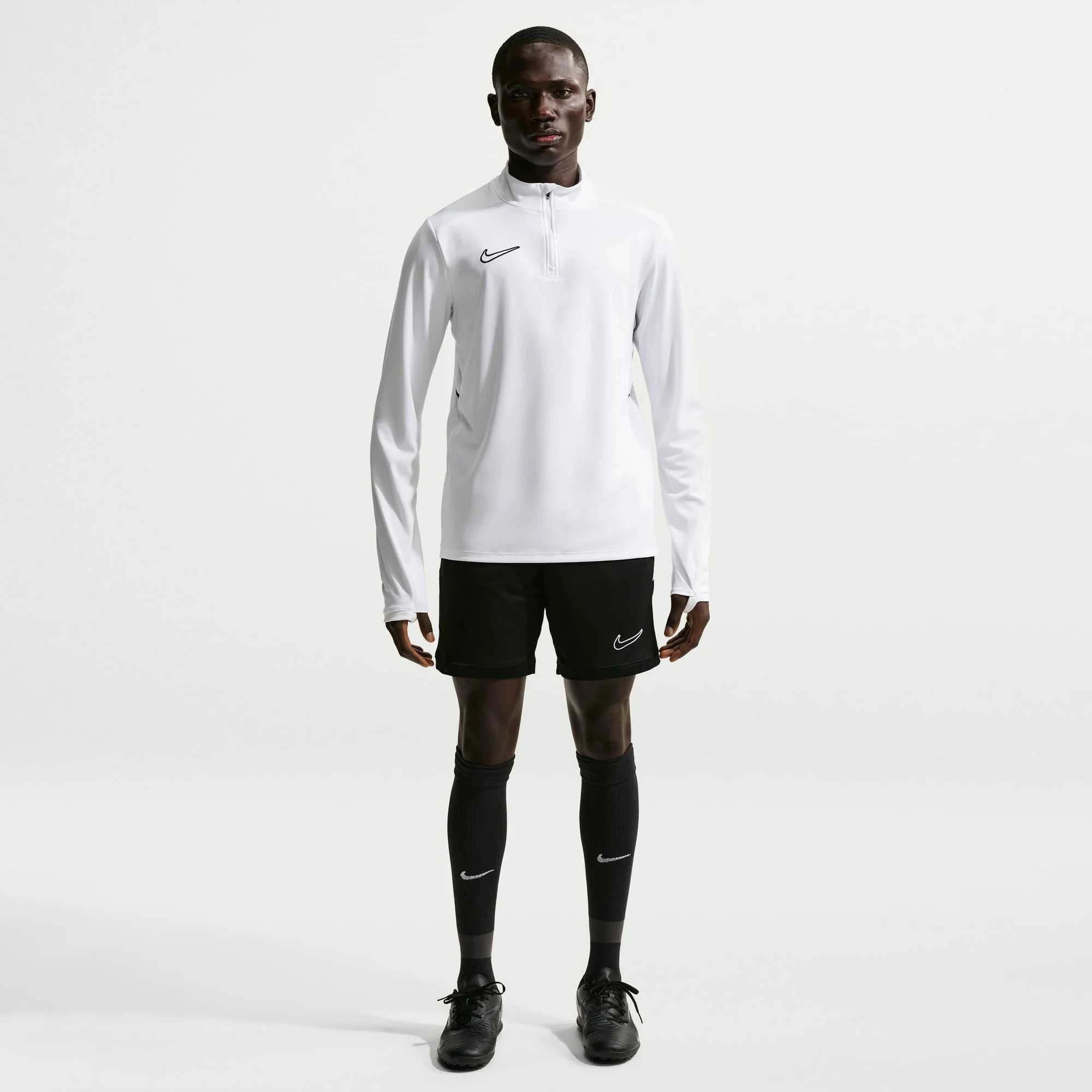 nike_academy_IF1448-010_black_01.webp